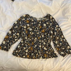 Universal Thread shirt